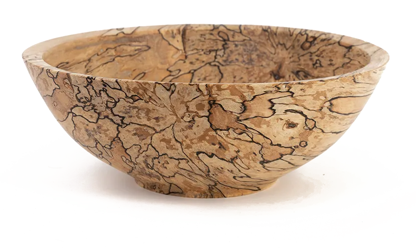 Handgedraaide schaal van gespat beukenhout